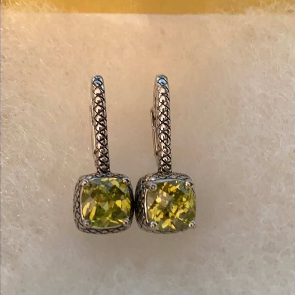 Citrine like stone dangle earrings
